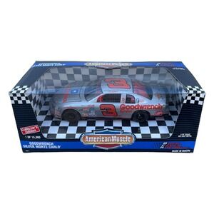 Dale Earnhardt Ertl American Muscle 1995 GM Goodwrench Select Silver Monte Carlo